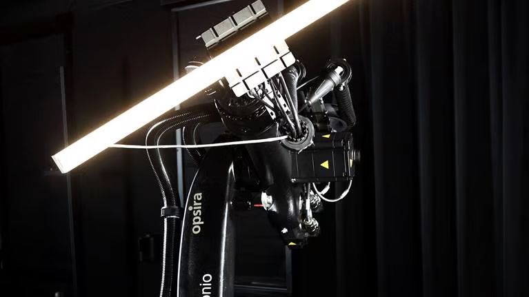 An LED line illumination device mounted on a KUKA robot.